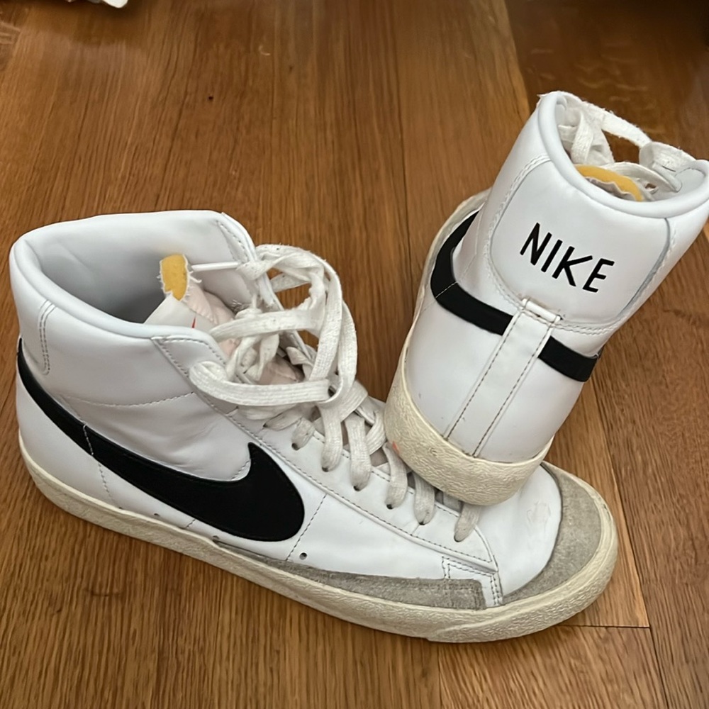 NIKE Blazers